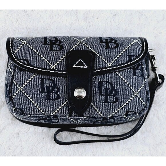 Dooney & Bourke Handbags - DOONEY & BOURKE Black Signature Oncour Tweed Flap Small Wristlet